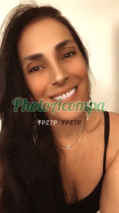 Carol, massagista na Zona Oeste (SP)