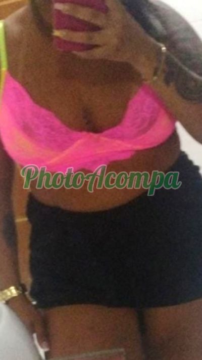 Rayssa Souza, garota de programa em Saquarema