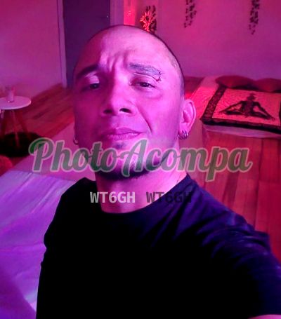 Raposo (21) 98624-0309, homem que faz massagens eróticas no Centro (RJ)