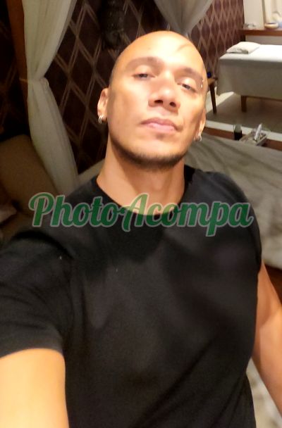 Raposo (21) 98624-0309, homem que faz massagens eróticas no Centro (RJ)