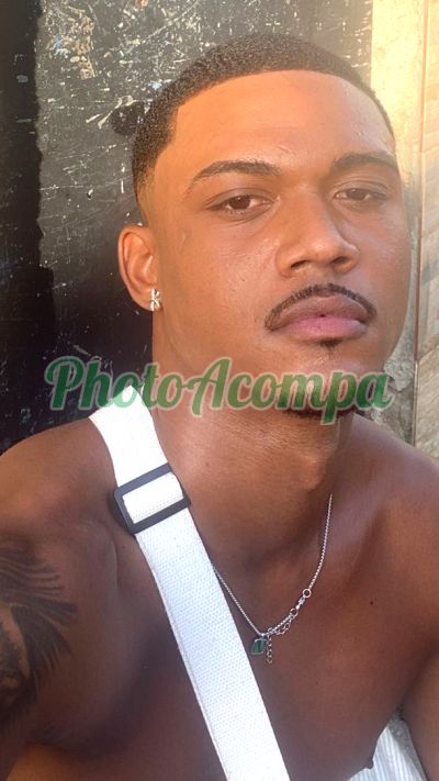 Victor (21) 99700-8111, garoto de programa no Rio de Janeiro