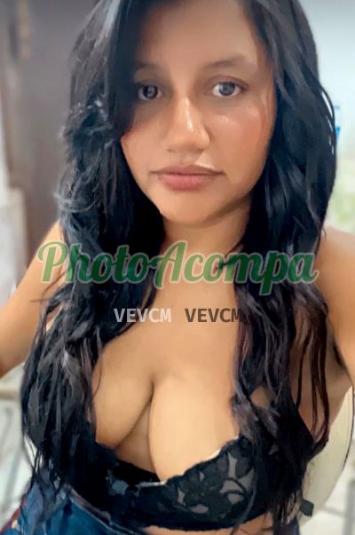 Yasmin, mulher que faz videochamadas e sexting