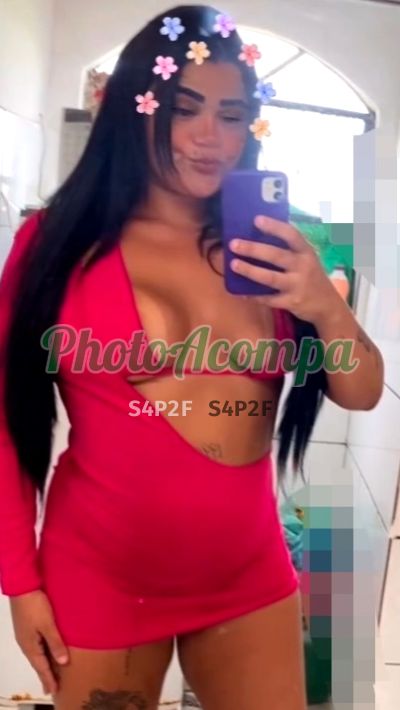 Bárbara, mulher que faz videochamadas e sexting