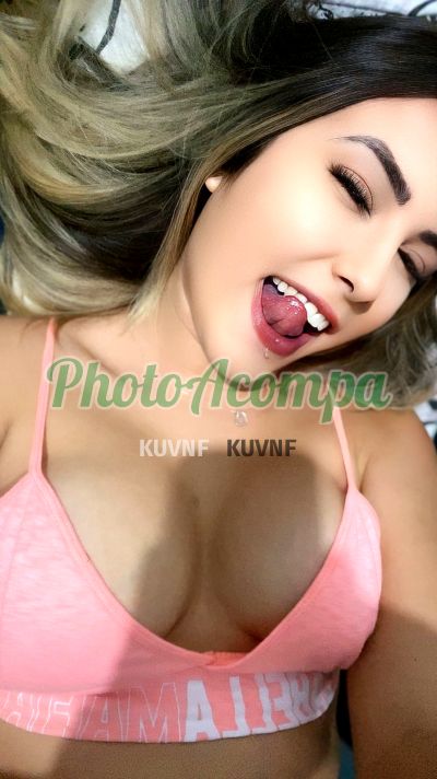 Bruninha, mulher que faz videochamadas e sexting