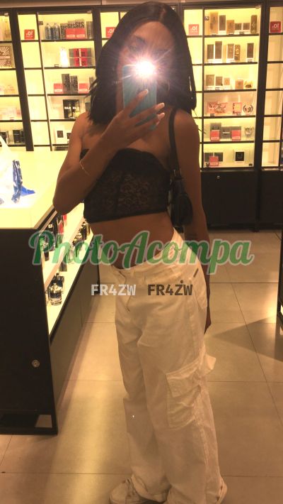 Ariely (51) 98951-1596, travesti em Porto Alegre