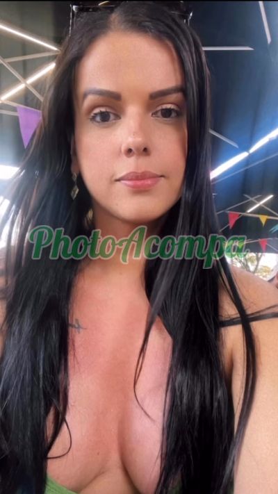 Bruna Spears (21) 96598-3004, transex no Maracanã (RJ)