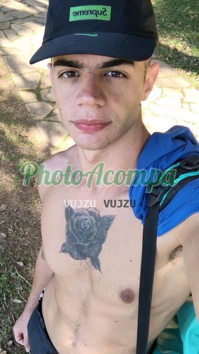 João Vitor, garoto de programa em Uberlândia