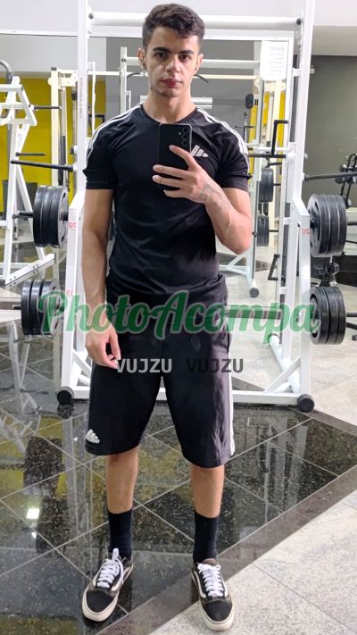 João Vitor, garoto de programa em Uberlândia