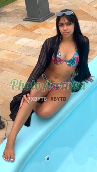 Victória, garota de programa em Praia Grande