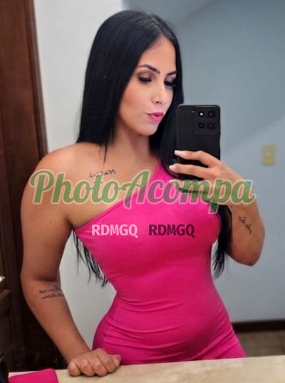 Juh, mulher que faz videochamadas e sexting