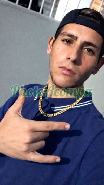 Lucas, garoto de programa no Guarujá