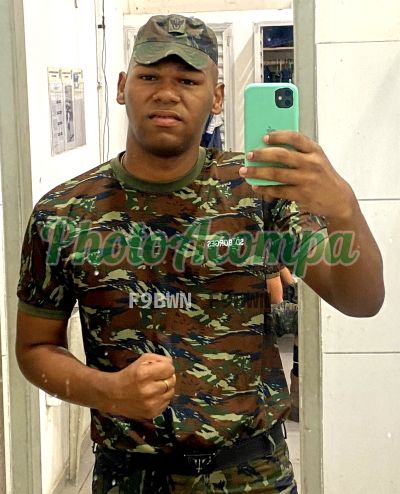 Militar, garoto de programa no Rio de Janeiro