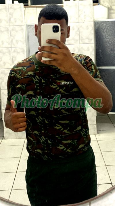 Militar, garoto de programa no Rio de Janeiro