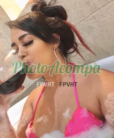 Carla (41) 99662-5771, garota de programa em Balneário Camboriú