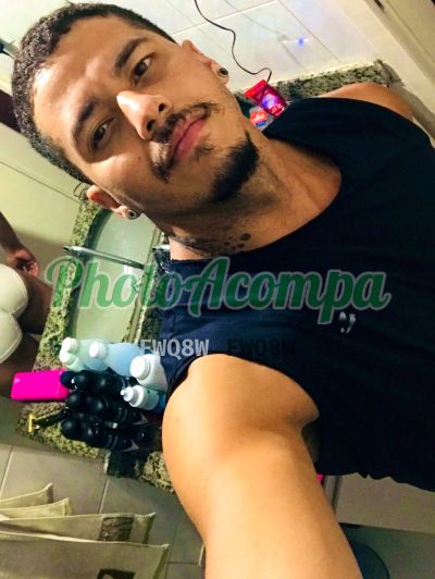 Matt Bbck, garoto de programa em São Gonçalo