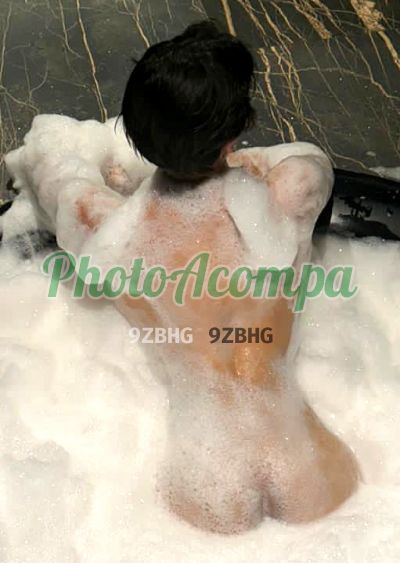 Gabrielly Allvez (13) 95546-8446, travesti no Guarujá