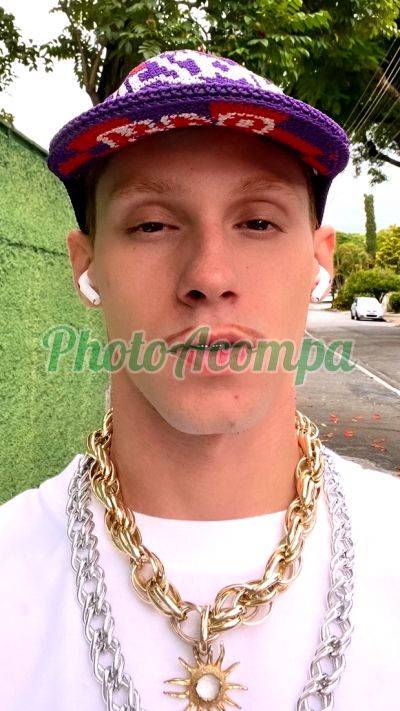 Nicolás, garoto de programa na Zona Norte (SP)