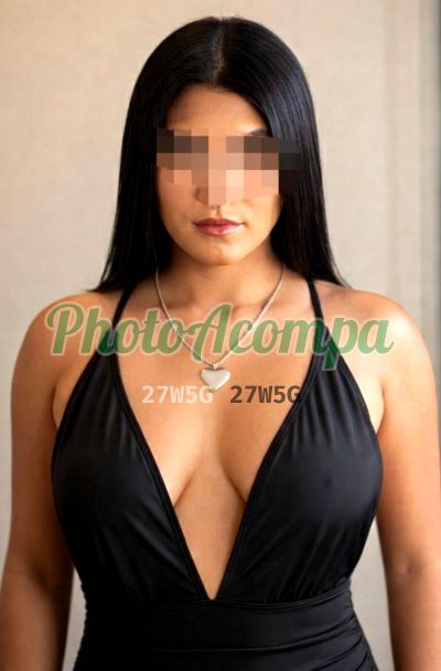 Bella, mulher que faz massagens eróticas no Rio de Janeiro