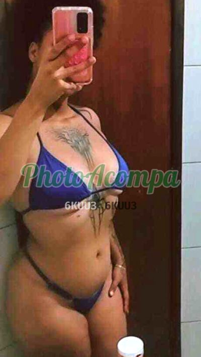Amanda, acompanhante em Santos