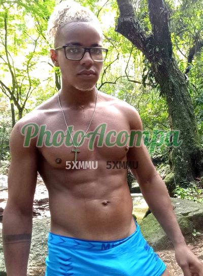 Acerolinha, garoto de programa no Rio de Janeiro