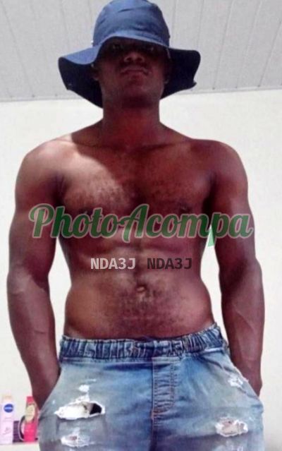 Bruno, garoto de programa em Brusque