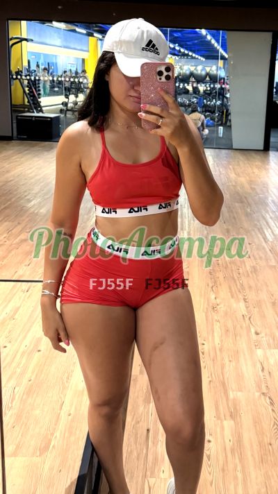 Brunella Ferrari, mulher que faz videochamadas e sexting