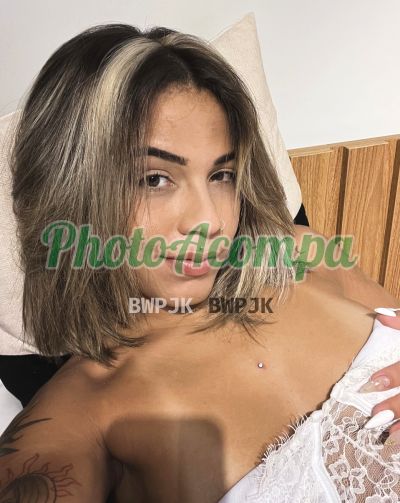 Lívia Lopes (27) 99716-7683, acompanhante em Cabo Frio