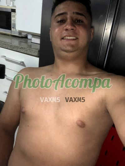 Ítalo, garoto de programa em Embu das Artes