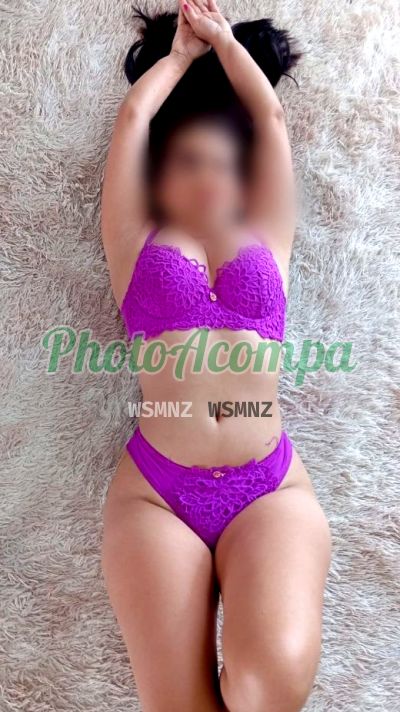 Débora, acompanhante em Campinas