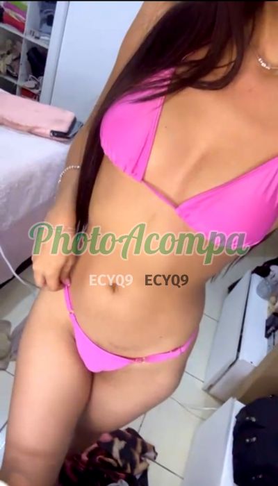 Luciana Lopes, mulher que faz videochamadas e sexting