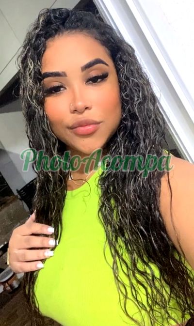 Karolaine Farias (41) 98451-2177, escort em Cascavel