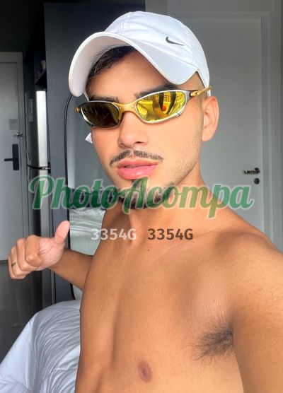 Valentim Medrado, garoto de programa em Tatuapé (SP)