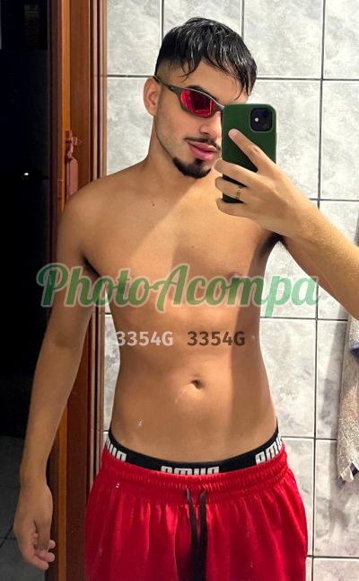 Valentim Medrado, garoto de programa em Tatuapé (SP)