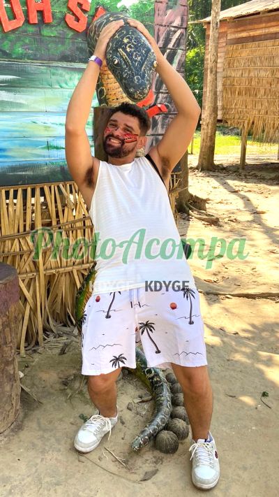 Rodrigo Pendragom, garoto de programa em Manaus
