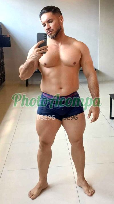 Paulo, garoto de programa em São Paulo