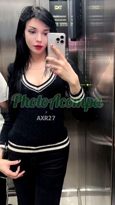 Ariel, travesti em Bela Vista (SP)