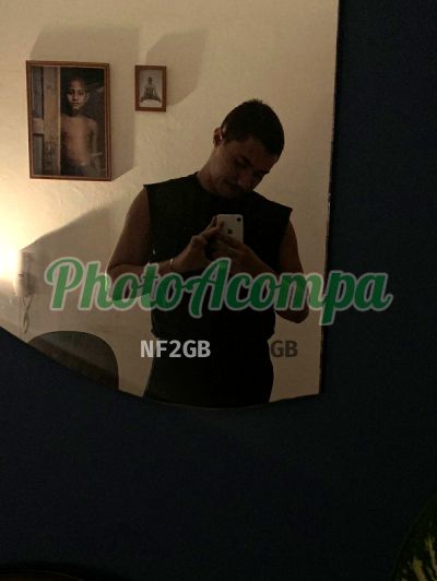 Victor (13) 99645-4237, homem que faz massagens eróticas em Santos
