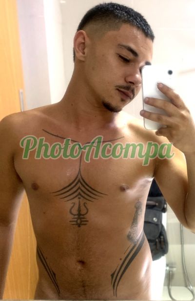 Victor (13) 99645-4237, homem que faz massagens eróticas em Santos