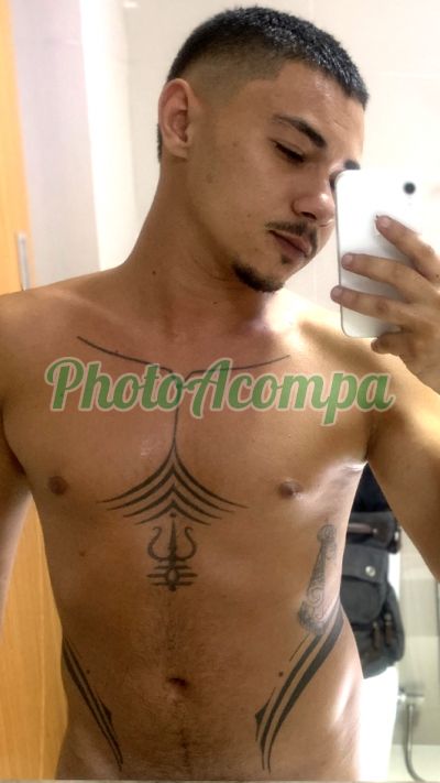 Victor (13) 99645-4237, homem que faz massagens eróticas em Santos