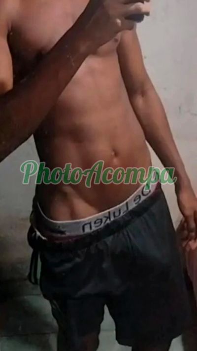 Daniel (21) 97744-5689, garoto de programa em Cabo Frio