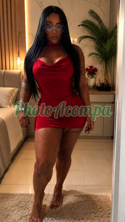 India, escort na Zona Oeste (RJ)