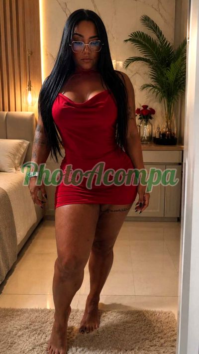 India, escort na Zona Oeste (RJ)