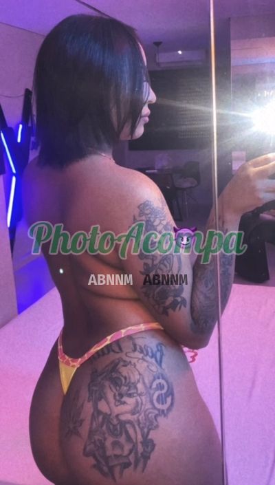 Maju, escort em São Vicente