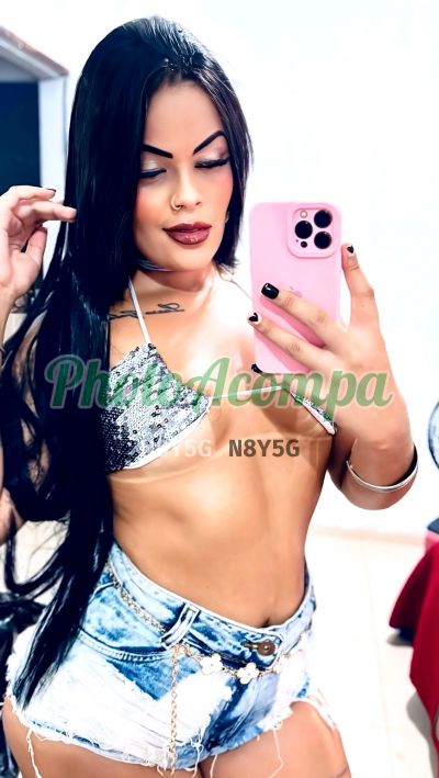 Laura, acompanhante em Recife