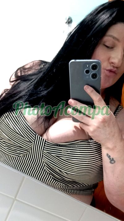 Flávia Nascimento (48) 99660-4261, acompanhante em São José