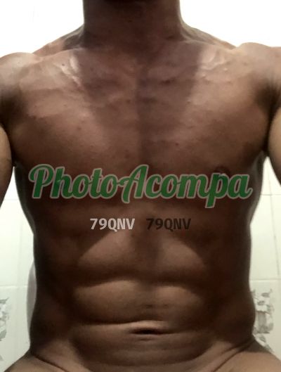 Lucas, garoto de programa em Santos
