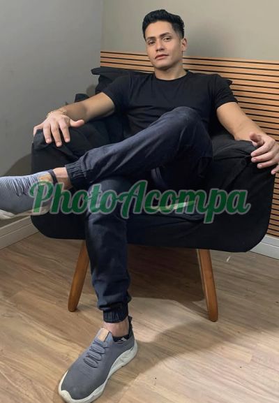 Caio, homem que faz massagens eróticas em São Paulo