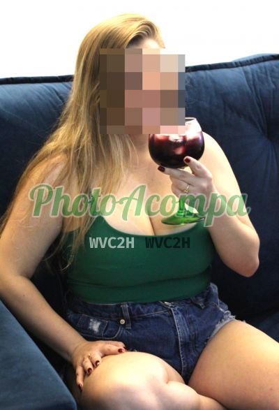 Pati Lima, mulher que faz videochamadas e sexting
