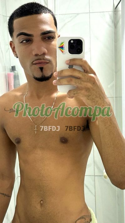 Apollo (71) 92000-5332, garoto de programa em Salvador