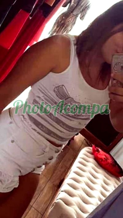 Alice, mulher que faz videochamadas e sexting